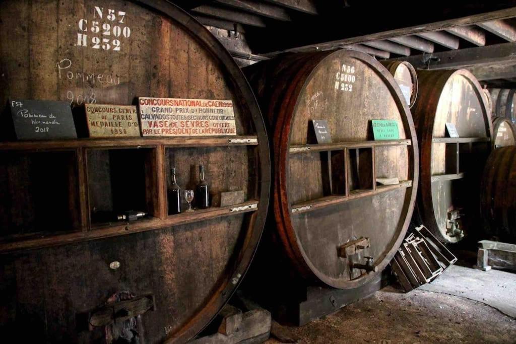 Gite Ferme Cidricole Et Laitiere Villa Magny-le-Desert Bagian luar foto